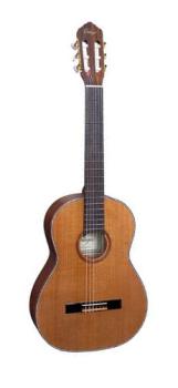 Ortega R10CT-LTD, massive Zeder / Mahagoni